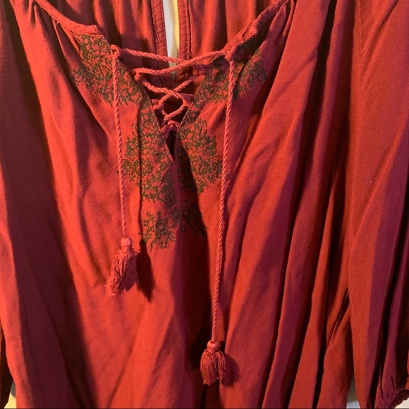 American Eagle Women’s Burgundy Peasant Top - Picture 4 of 13